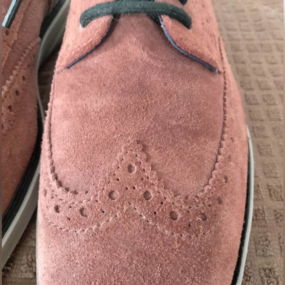 Cole Haan reposhing this